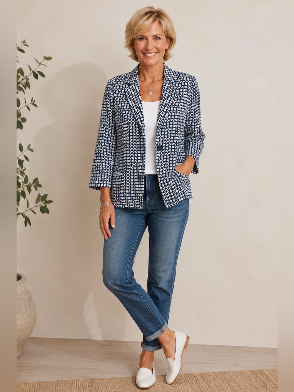 Chico’s Size 0 (Small) Navy & White Patterned Blazer | Excellent Condition